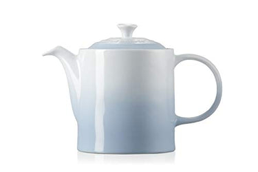 Le Creuset Hohe Kanne aus Steinzeug 1,3 Liter, Steinzeug, Coastal Blue, 70703134200000 im Sale